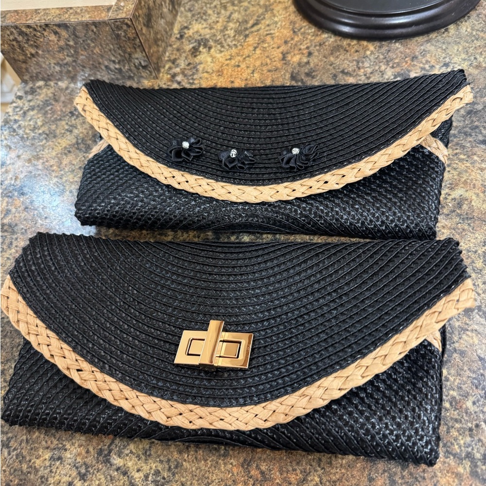 Handmade Woven Clutches made from placemats 👌🏻